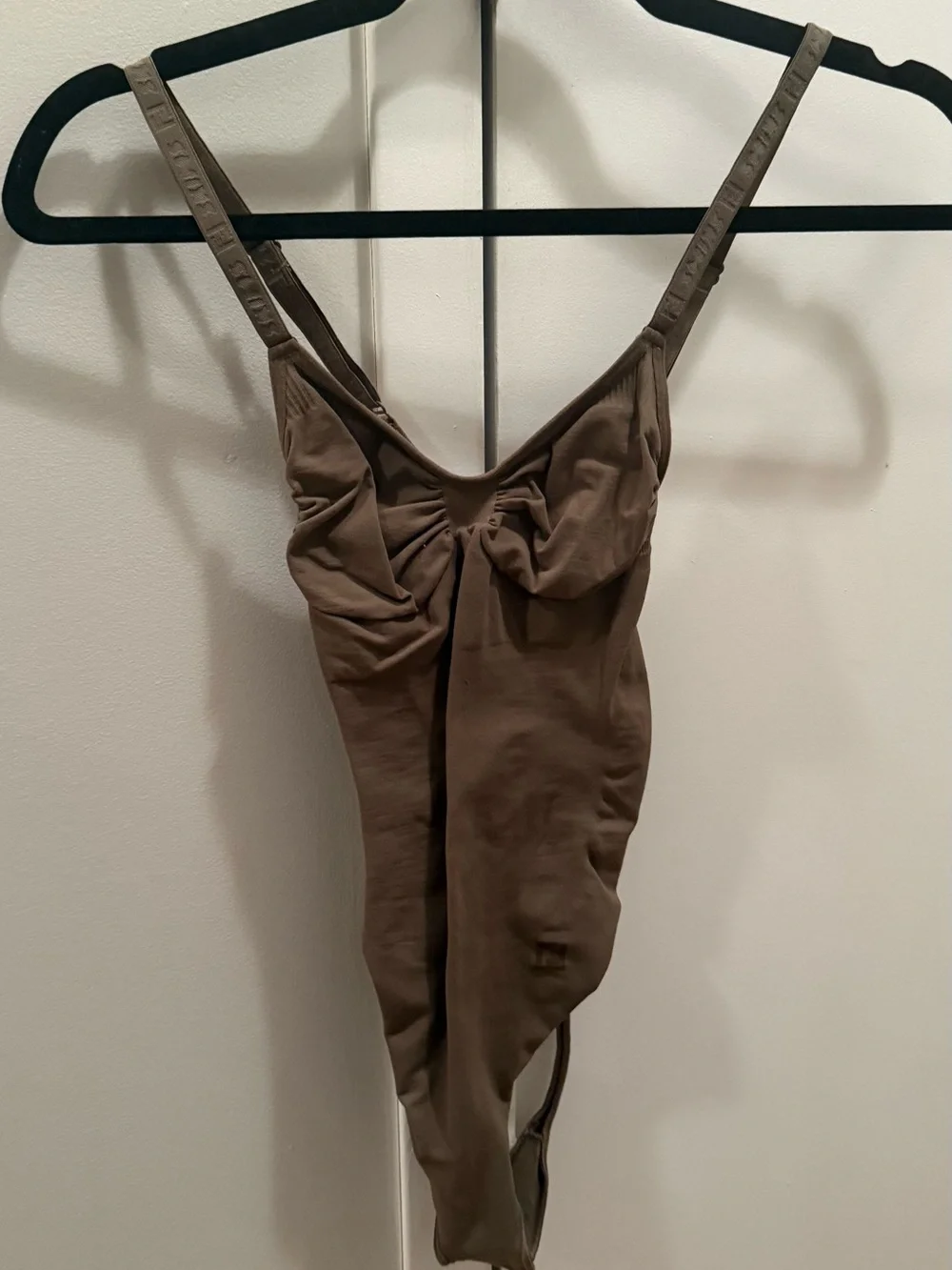 Skims Fendi Olive Green Seamless Thong Bodysuit with box new - Picture 4 of 4